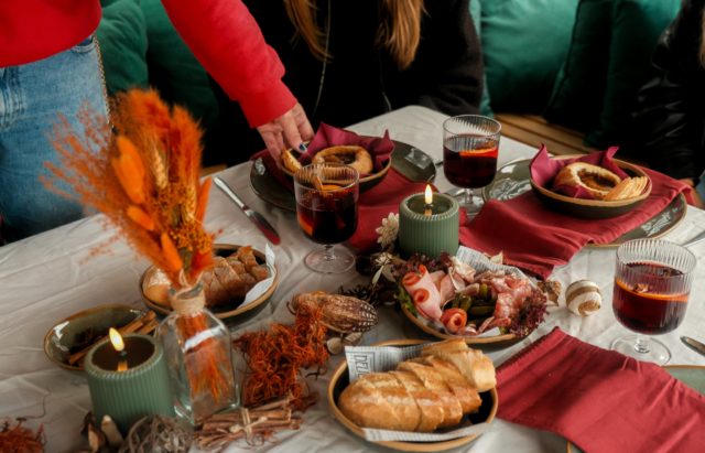 Käsefondue oder Zwiebelsuppenboot