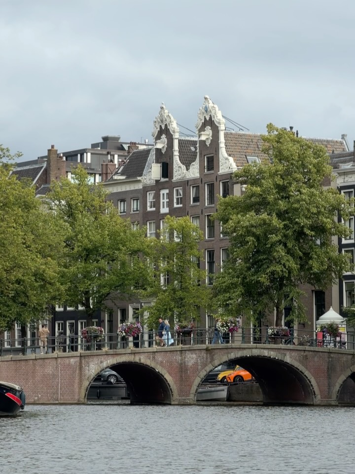 See Amsterdam the easy way - from the water.